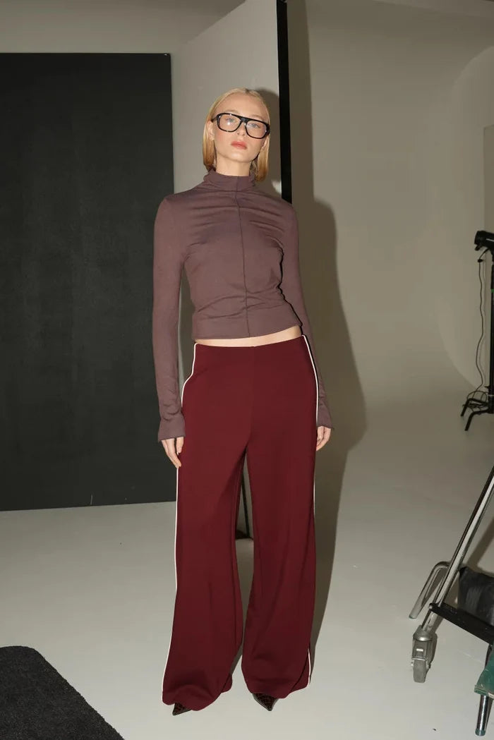 Alessia Relaxed Pant | Burgundy