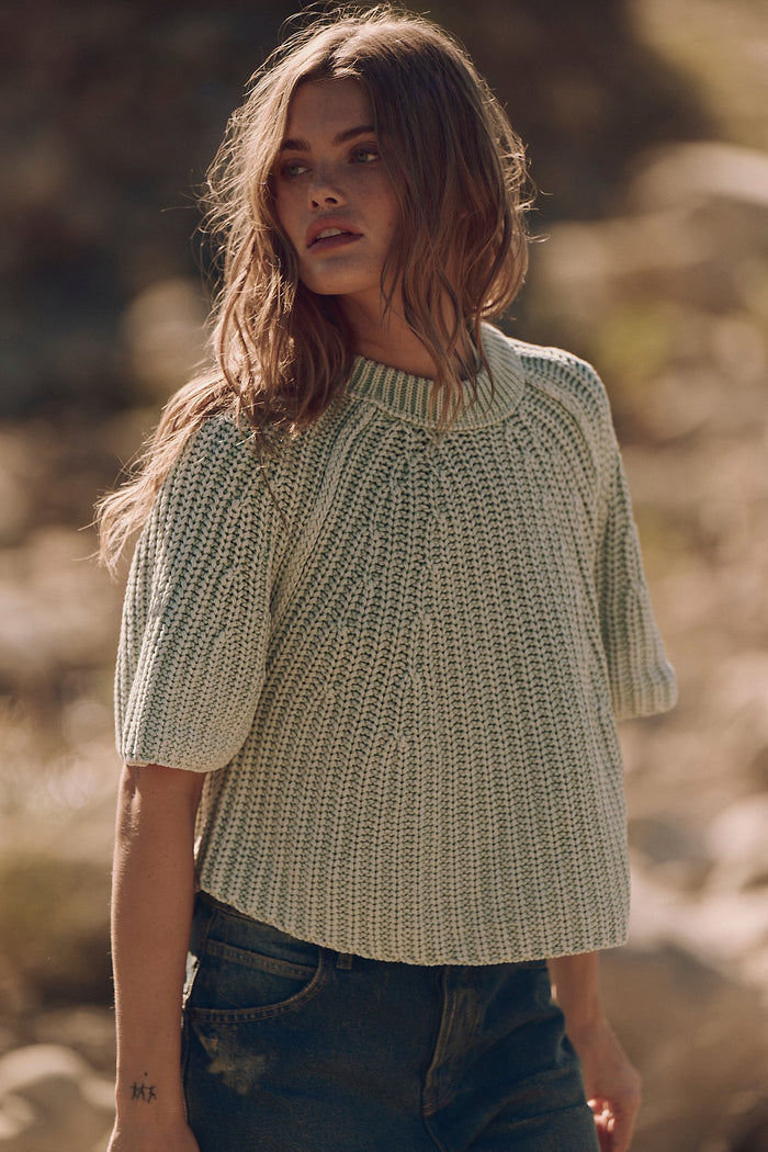 Amy Sweater Tee | Cameo Green