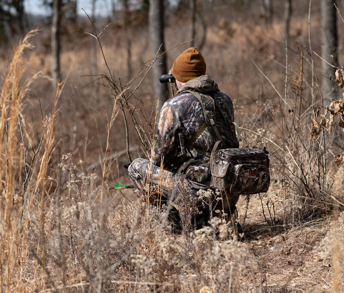 Big Bear Hunting Backpack with Binoculars Harness - 44 L