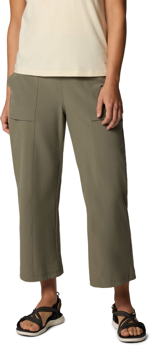 Boundless Beauty II Capri Pants - Women's