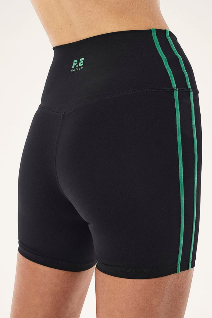 Clarity 5" Bike Short | Black & Amazon