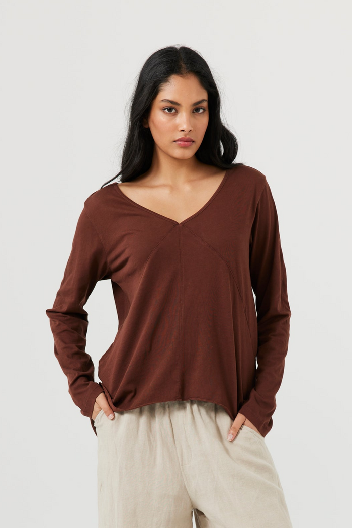 Congo Long Sleeve Tee in Chocolate Wash