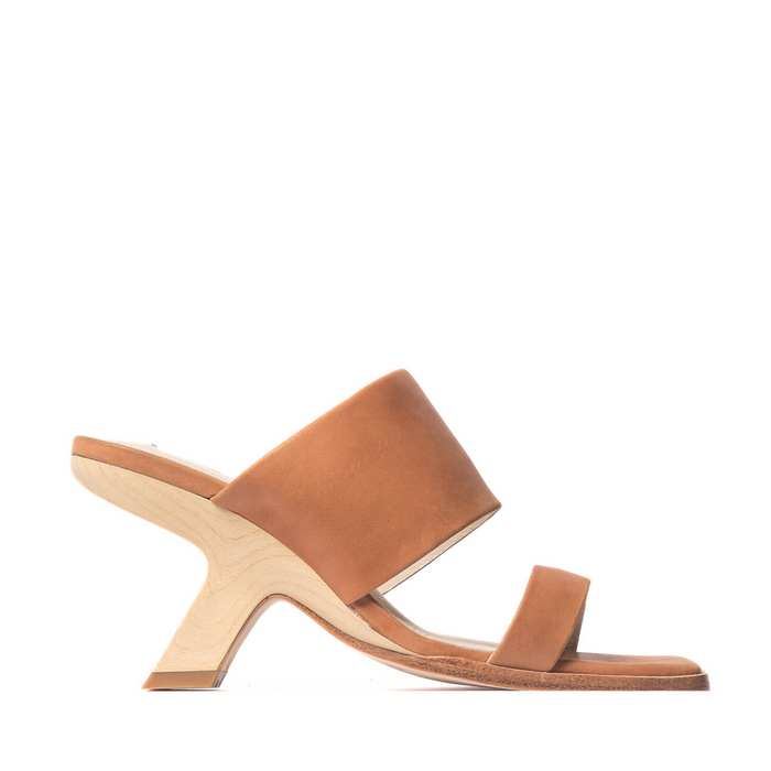 Crave Heel in Earth