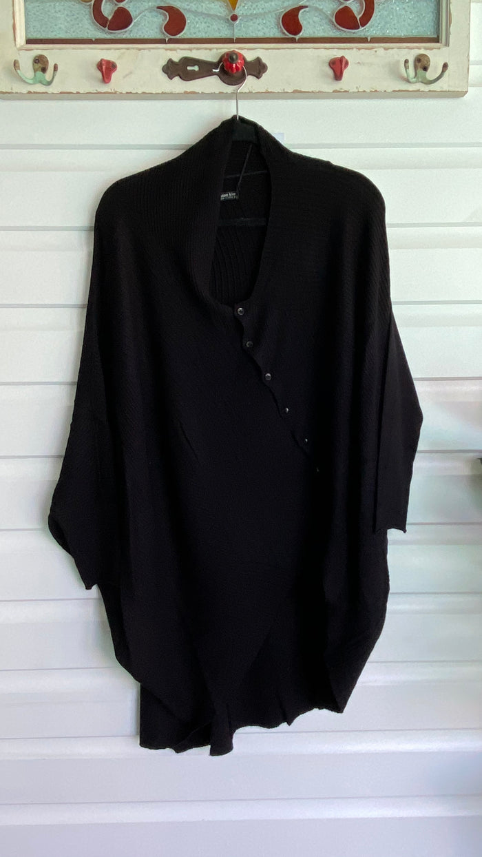Diagonal Knit Cardigan Top in Black