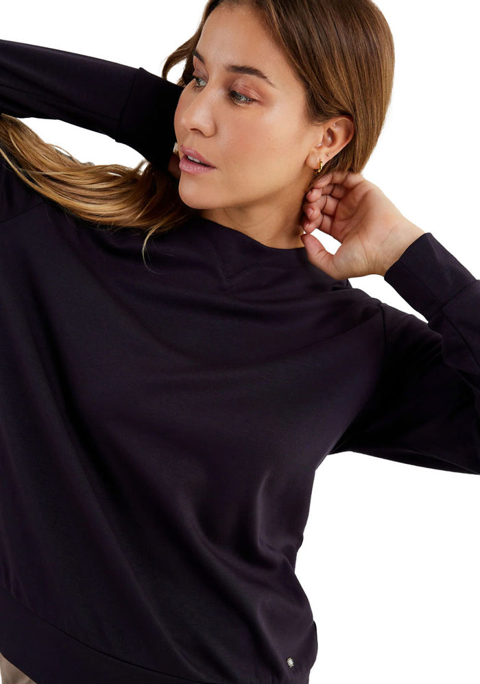 Evora Sweater - Women's