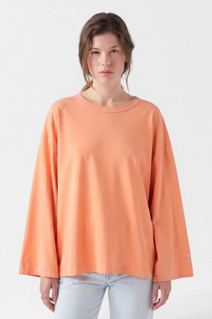 Fizvalley Long Sleeve T-Shirt | Vintage Apricot