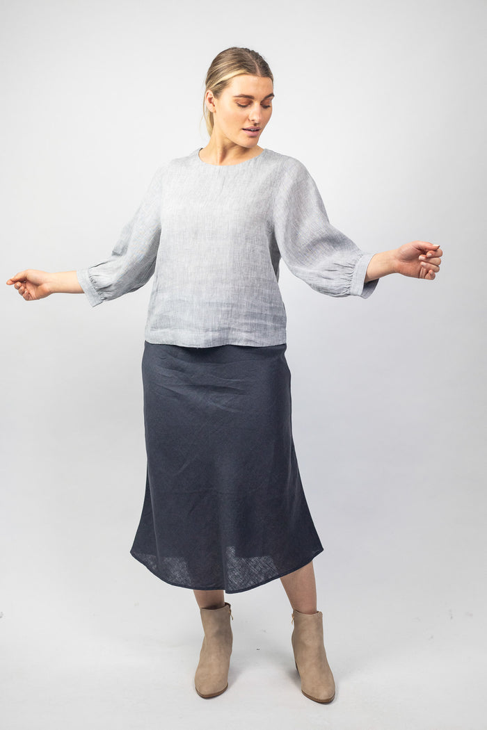 GA291 Puff Sleeve Top in Smoke