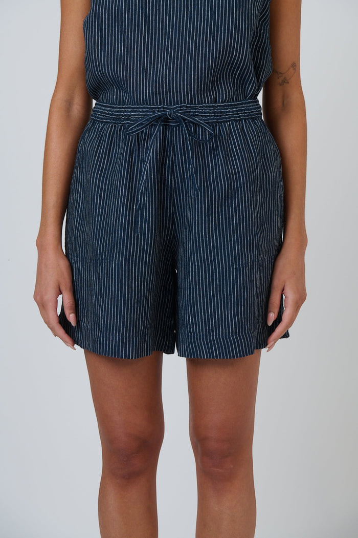 ELSHAM BOUTIQUE GA477 navy blue pinstripe linen shorts with a drawstring waistband and relaxed fit.