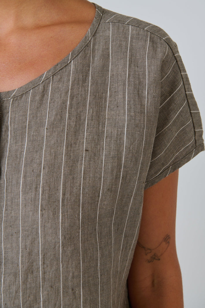 ELSHAM BOUTIQUE GA504 linen button down top in taupe with white vertical stripes, round neckline, and short sleeves.
