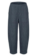 ELSHAM BOUTIQUE GA711 cropped tapered pants in gunsmoke grey linen with an elasticated waistband and side pockets.