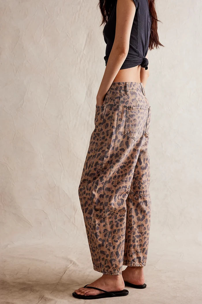 Good Luck Printed Mid Rise Barrel Jeans | Brown Sugar
