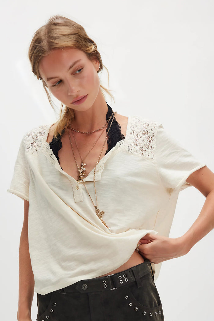 Heirloom Henley Top | Tea