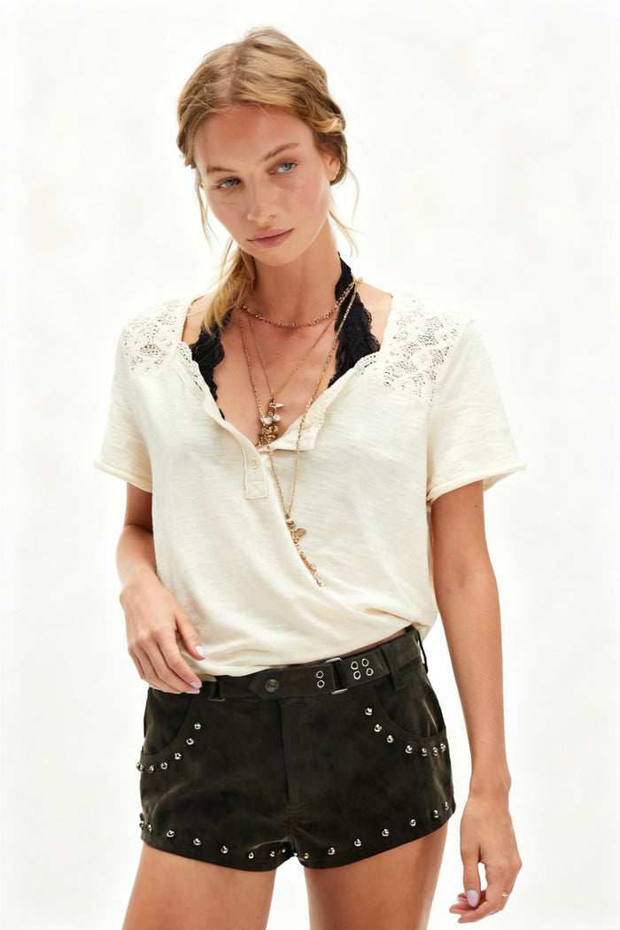 Heirloom Henley Top | Tea
