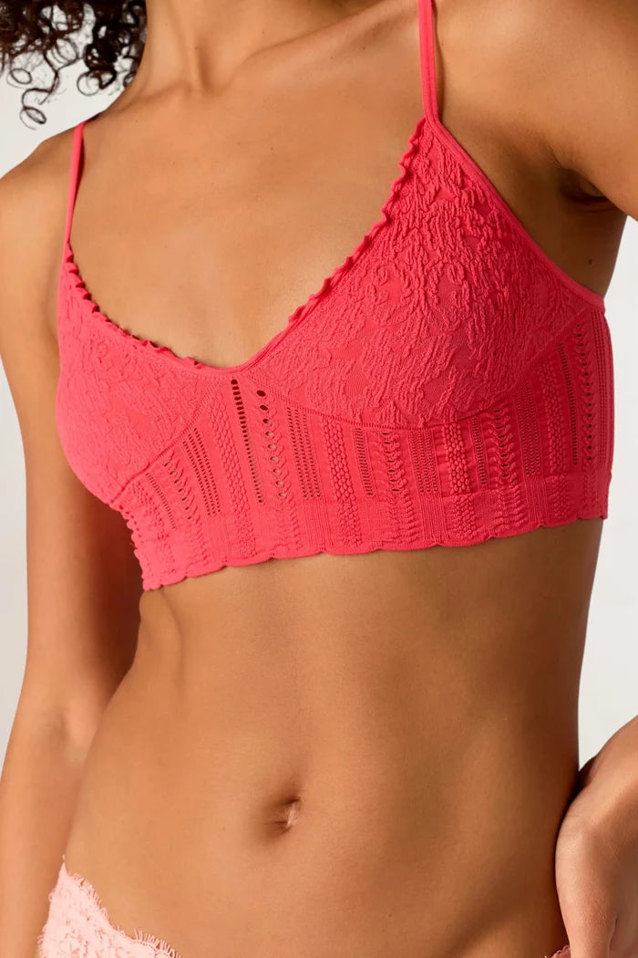 Heirloom Seamless Bralette | Tart Berry