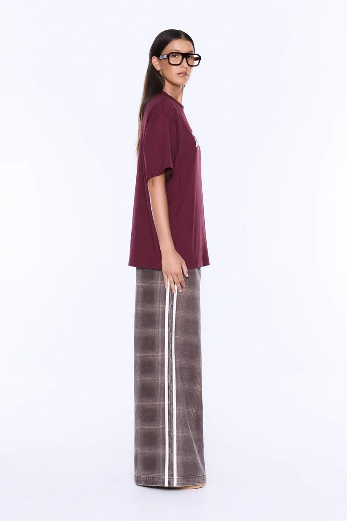 Ivy Relaxed Tee | Burgundy