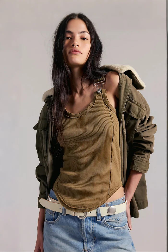 Jamie Buckle Tank | Beehive
