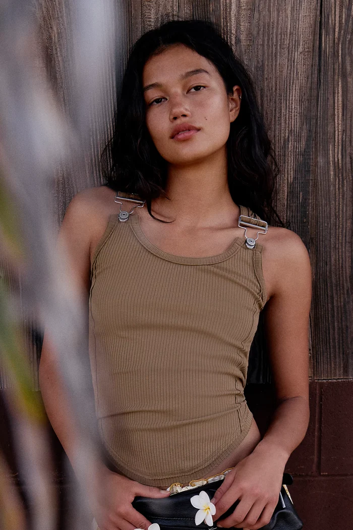 Jamie Buckle Tank | Beehive