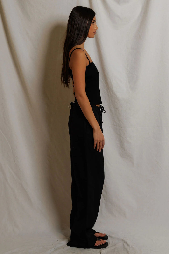 Lorana Pant | True Black