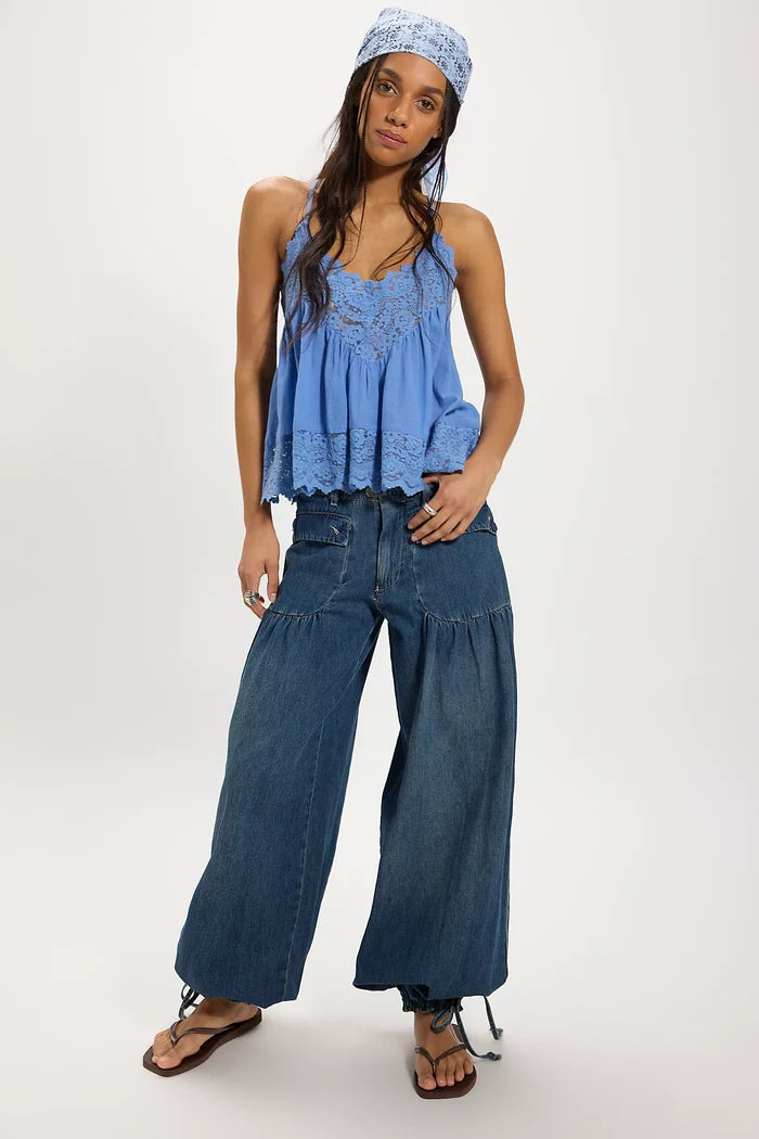 Lotus Balloon Jeans | Juno