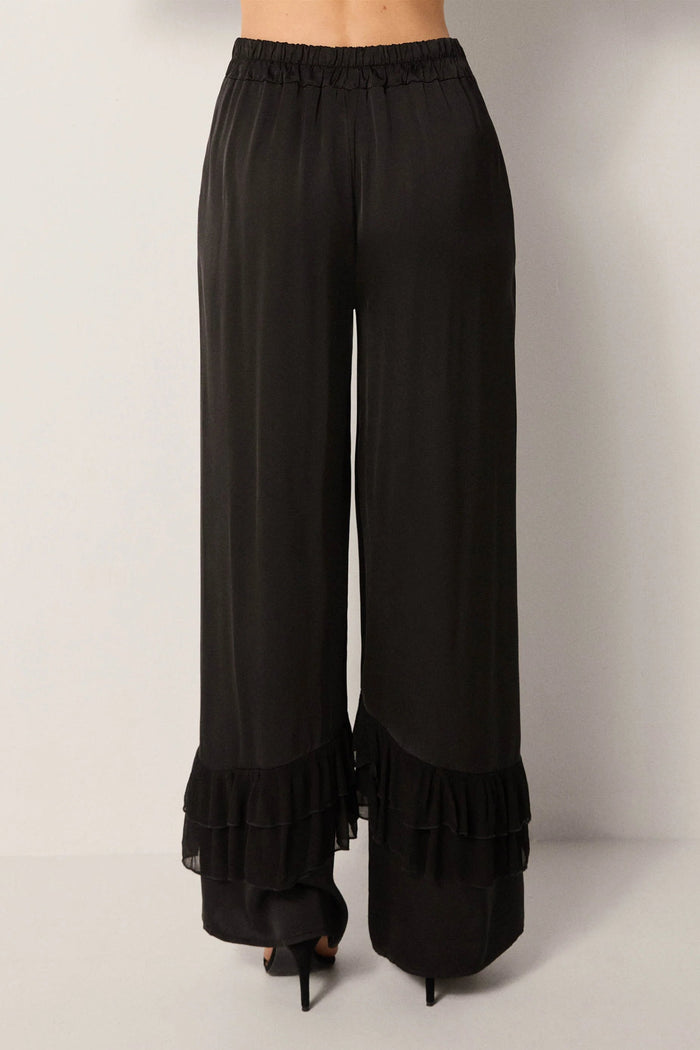 Lucia Pant | Claire de Lune