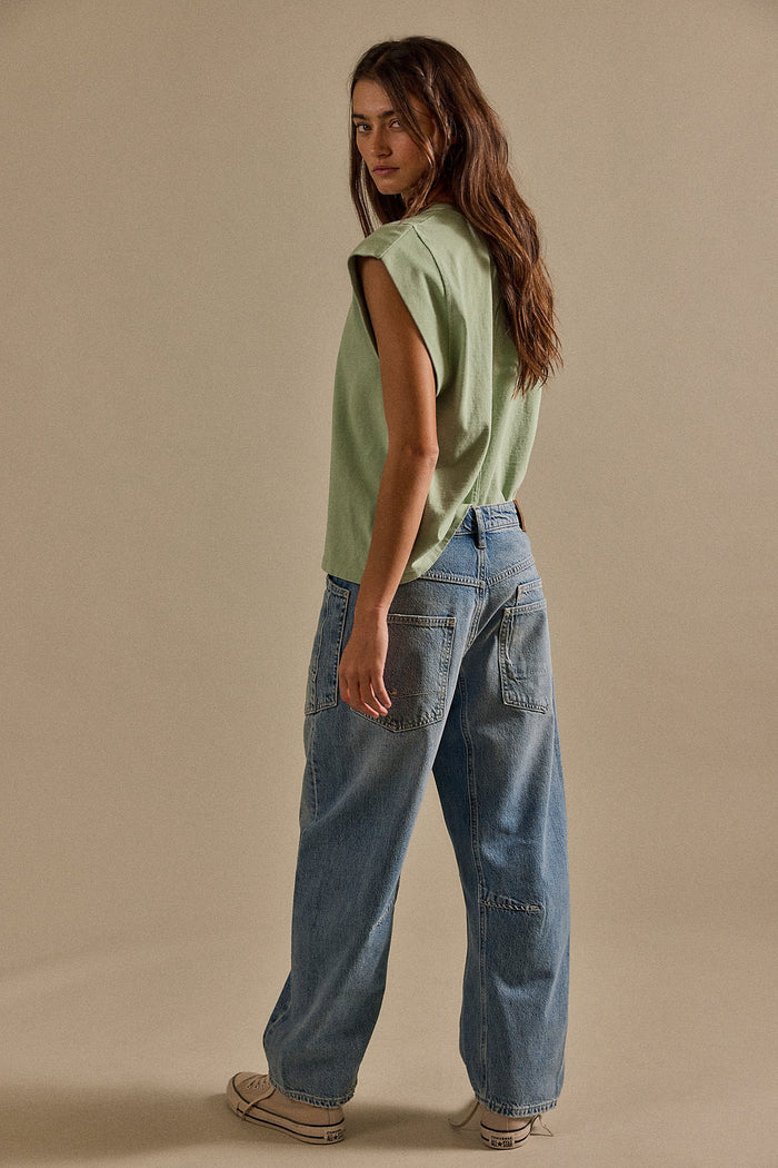 Minimalist Moxie Barrel Jeans | County Fair