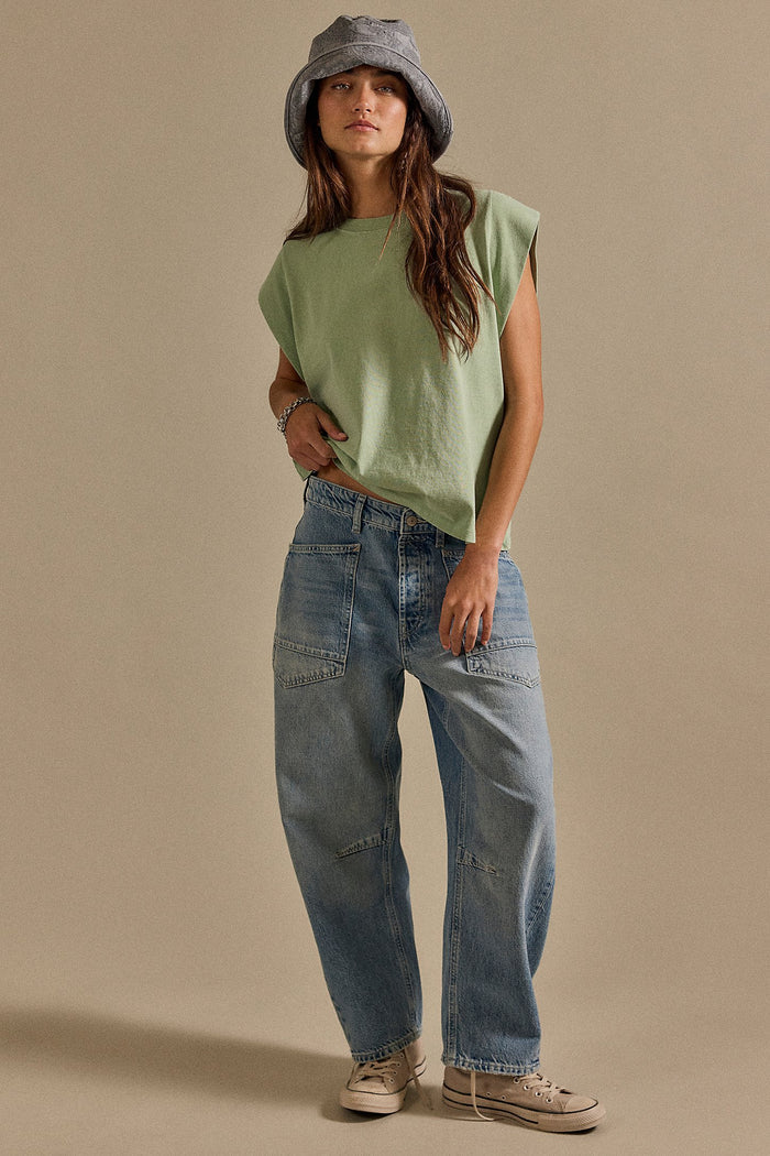 Minimalist Moxie Barrel Jeans | County Fair