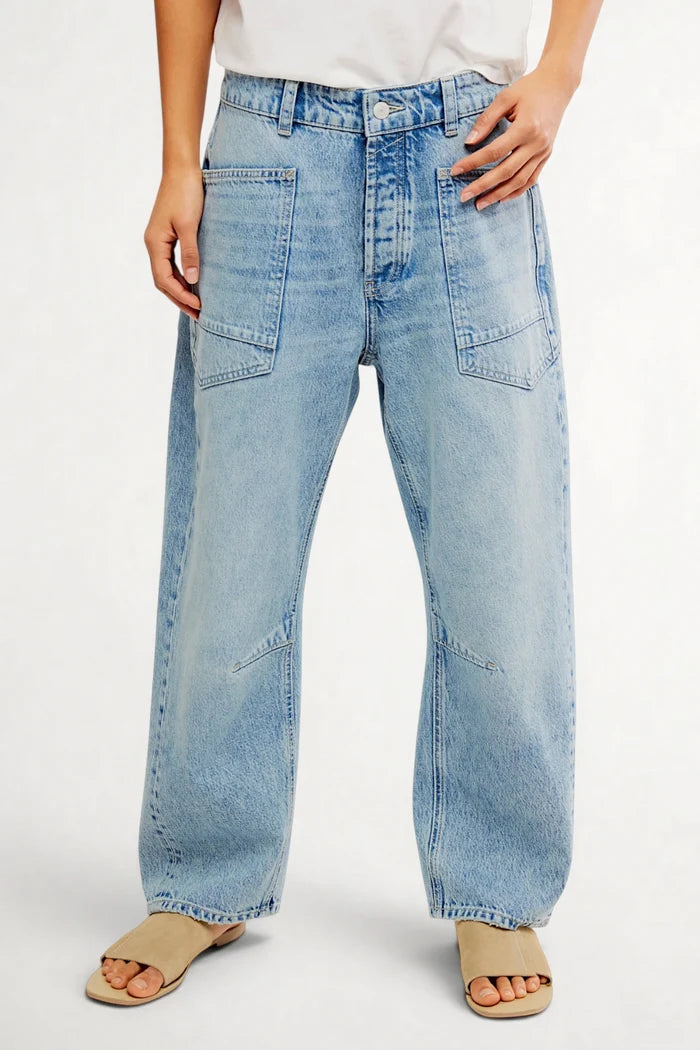 Minimalist Moxie Barrel Jeans | County Fair
