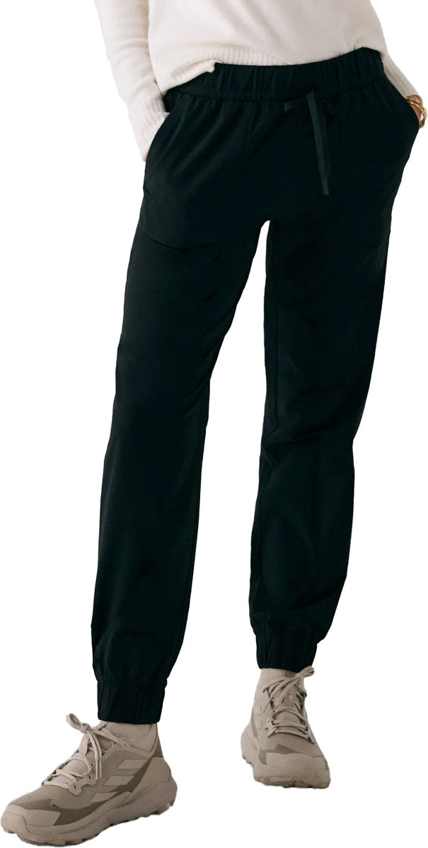 Momentum Tech Jogger Pants - Women's