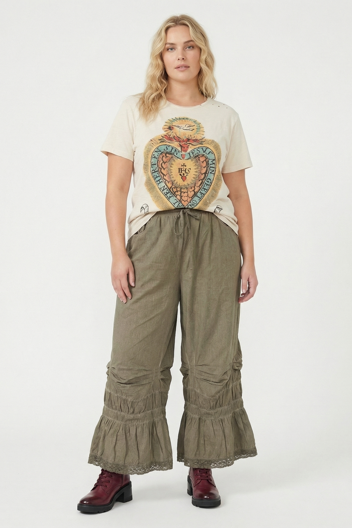 Moon Dance Tee | Divine Heart