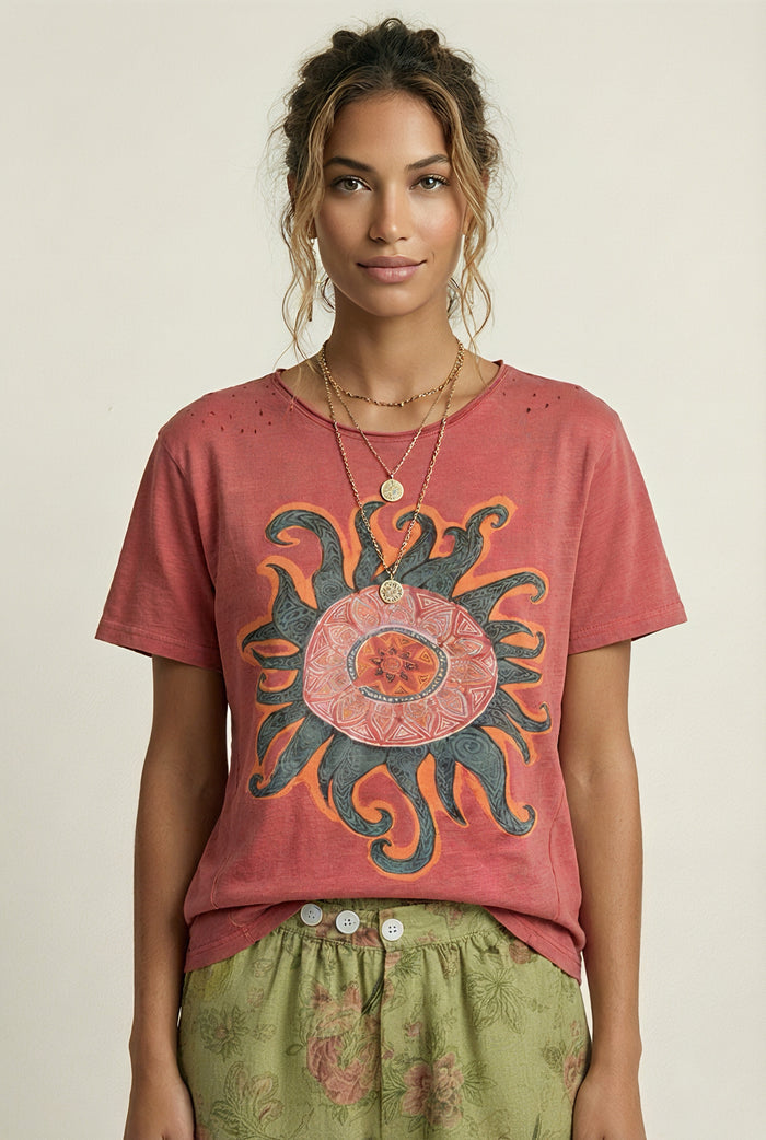 Moon Dance Tee | Solar Burst Wine