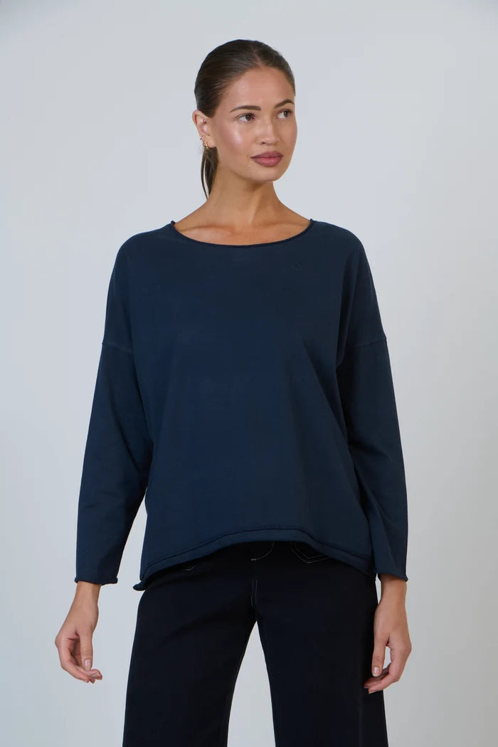 NAM81 Raw Hem 7/8 Top | Bleu