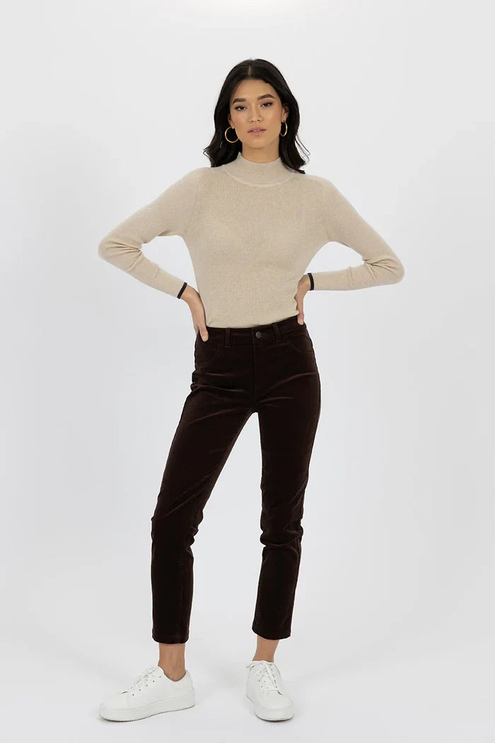 Papillon Skivvy in Cream/Charcoall