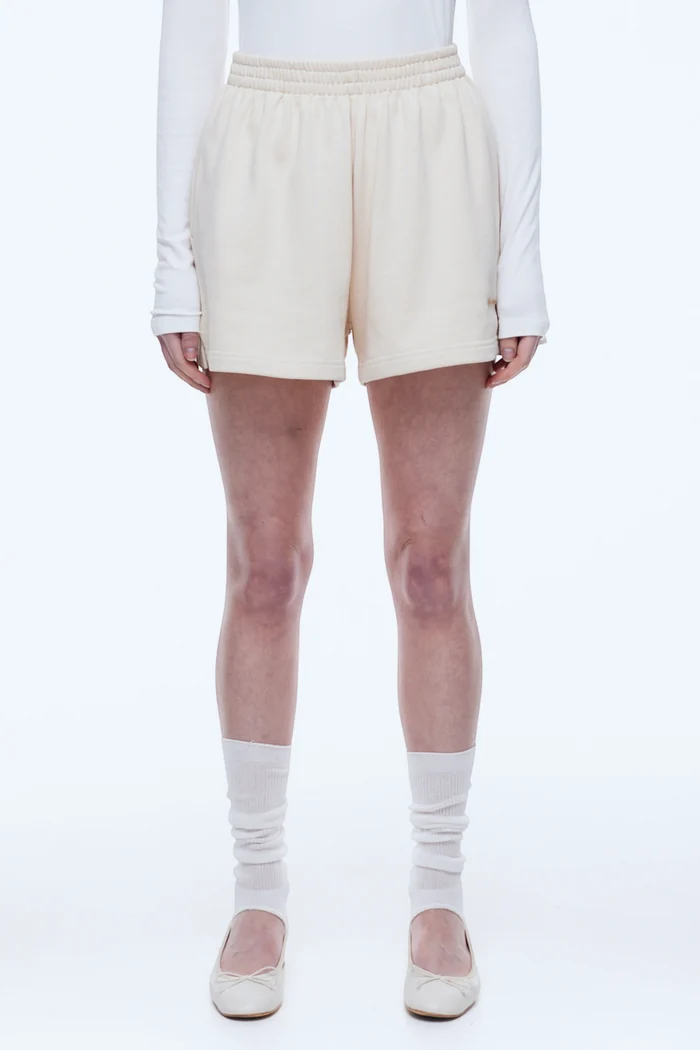 Paris Terry Short | Oat