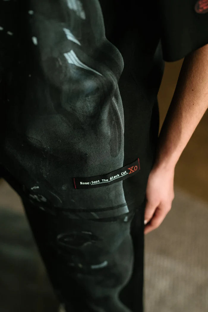Patch Tee | The Black Cat