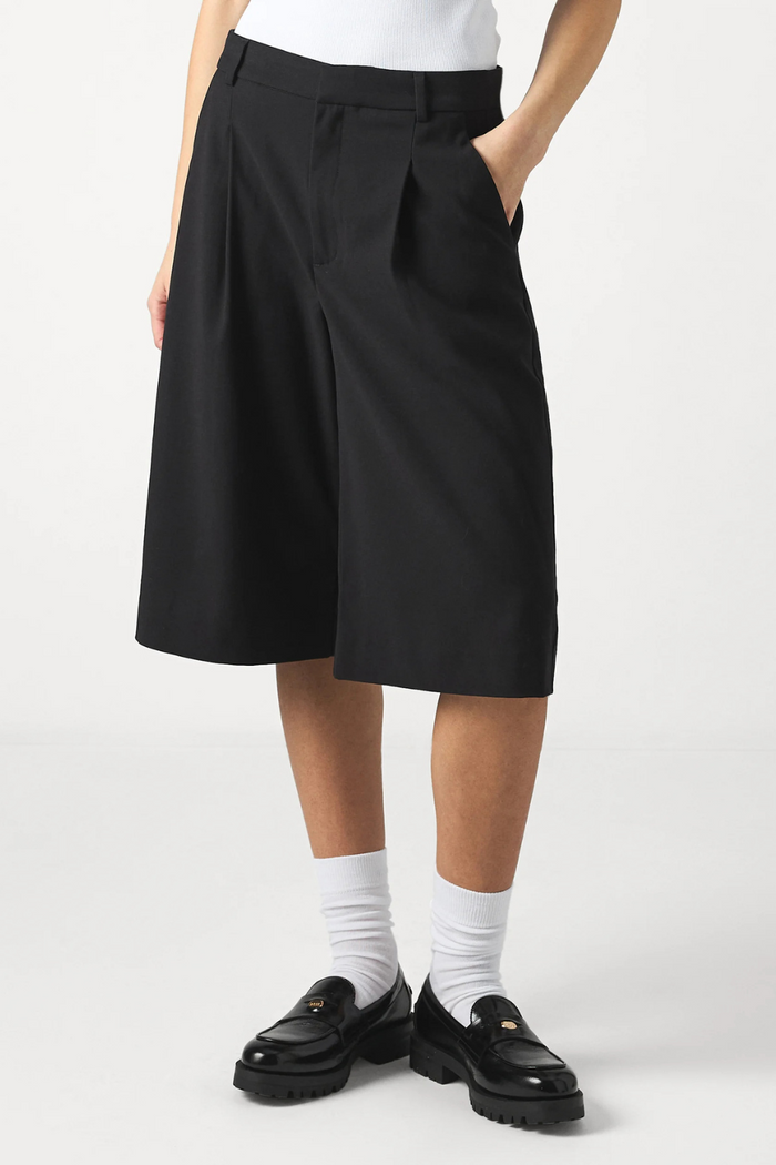 Paula Long Shorts | Black