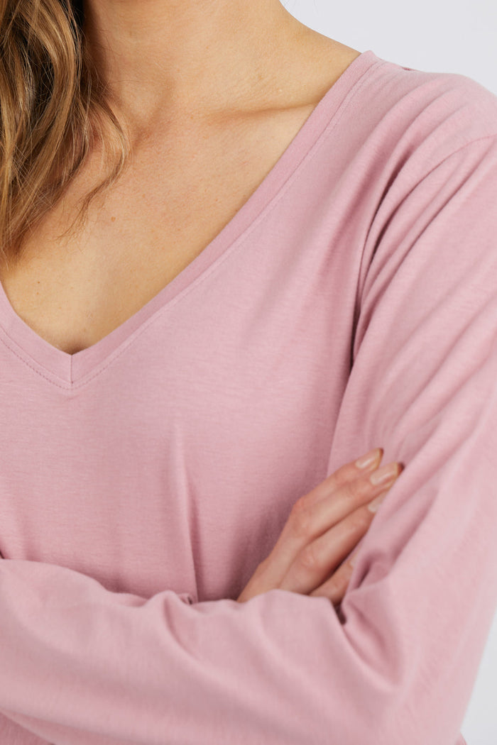 Peachy Long Sleeve  V Neck Tee | Dusty Pink