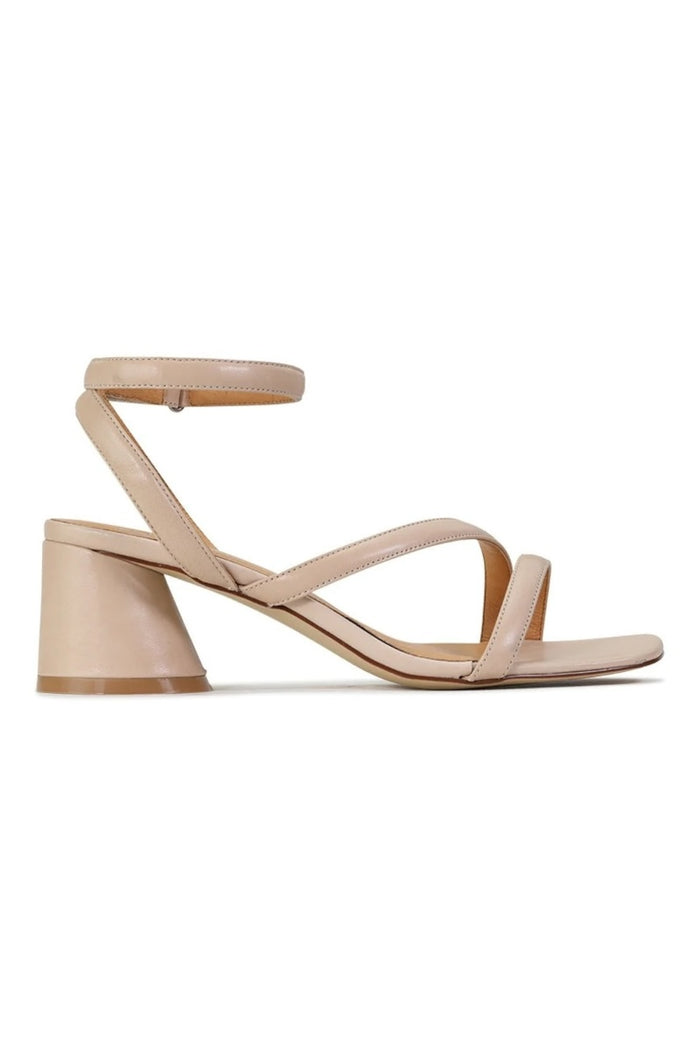 Petricia Heel | Nude