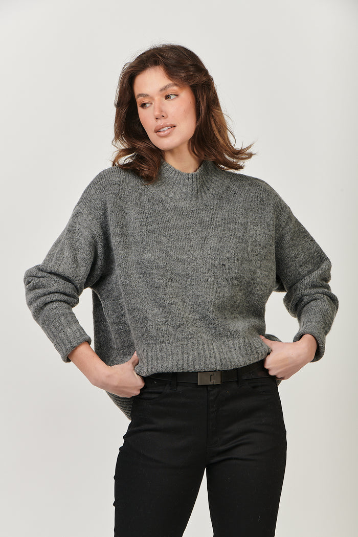 RE-47 Knit Jumper in Charcoal