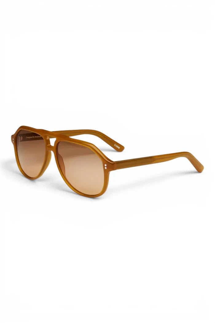 Sally | Amber Honey