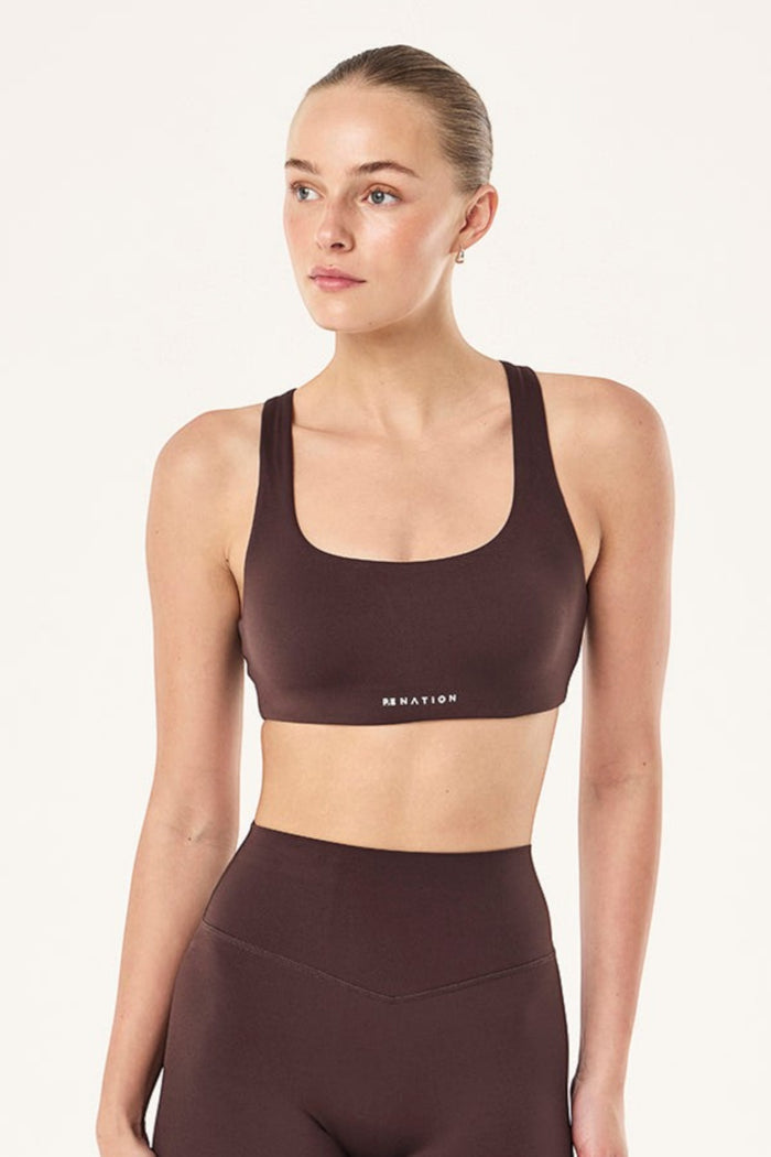 Signature Scoop Sports Bra | Dark Plum