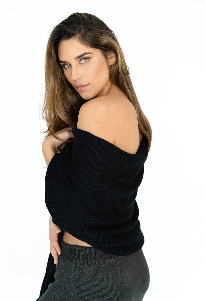 Wide Wrap Scarf in Black