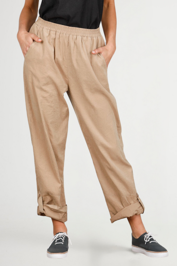 Wonderland Pant in Tan