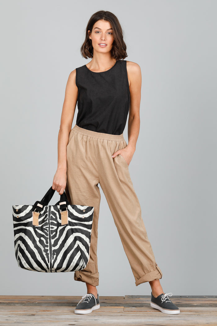 Wonderland Pant in Tan