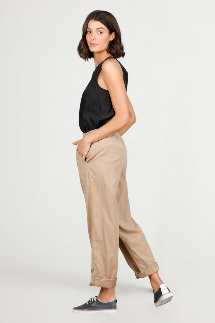 Wonderland Pant in Tan