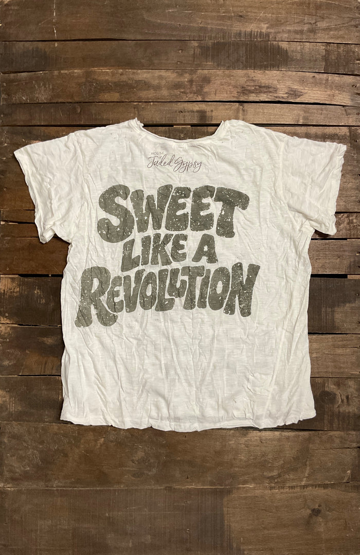 Worn & Weathered Tee | Sit Pretty Eat Cake