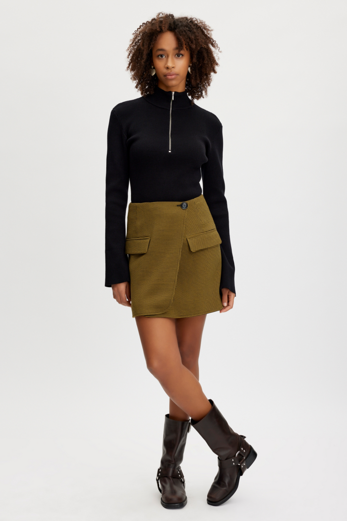 Yasmia Pullover | Black